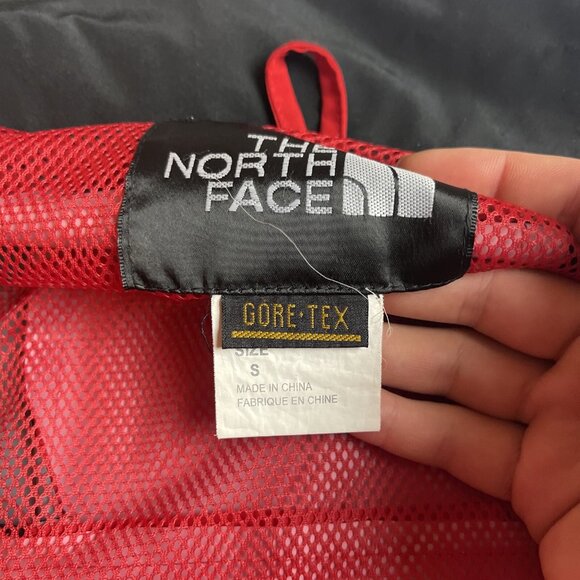 VTG The North Face 1990 Mountain Jacket GTX Gore-Tex Men’s Small Red (Read) - Picture 11 of 13